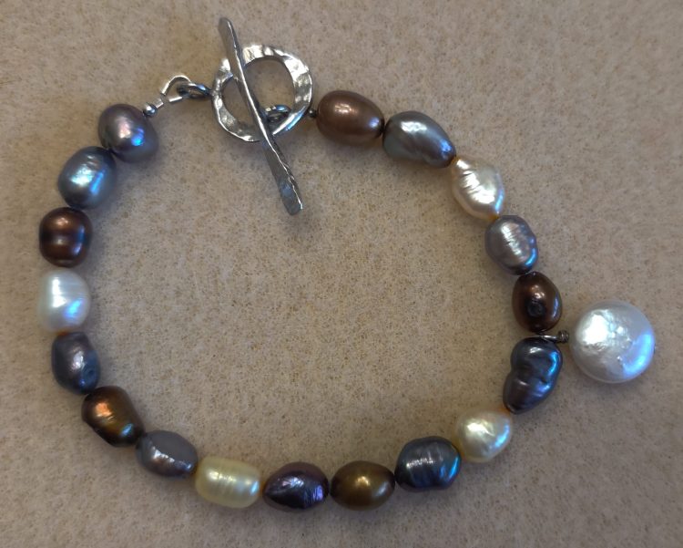 Earthtone Freshwater Pearls Bracelet